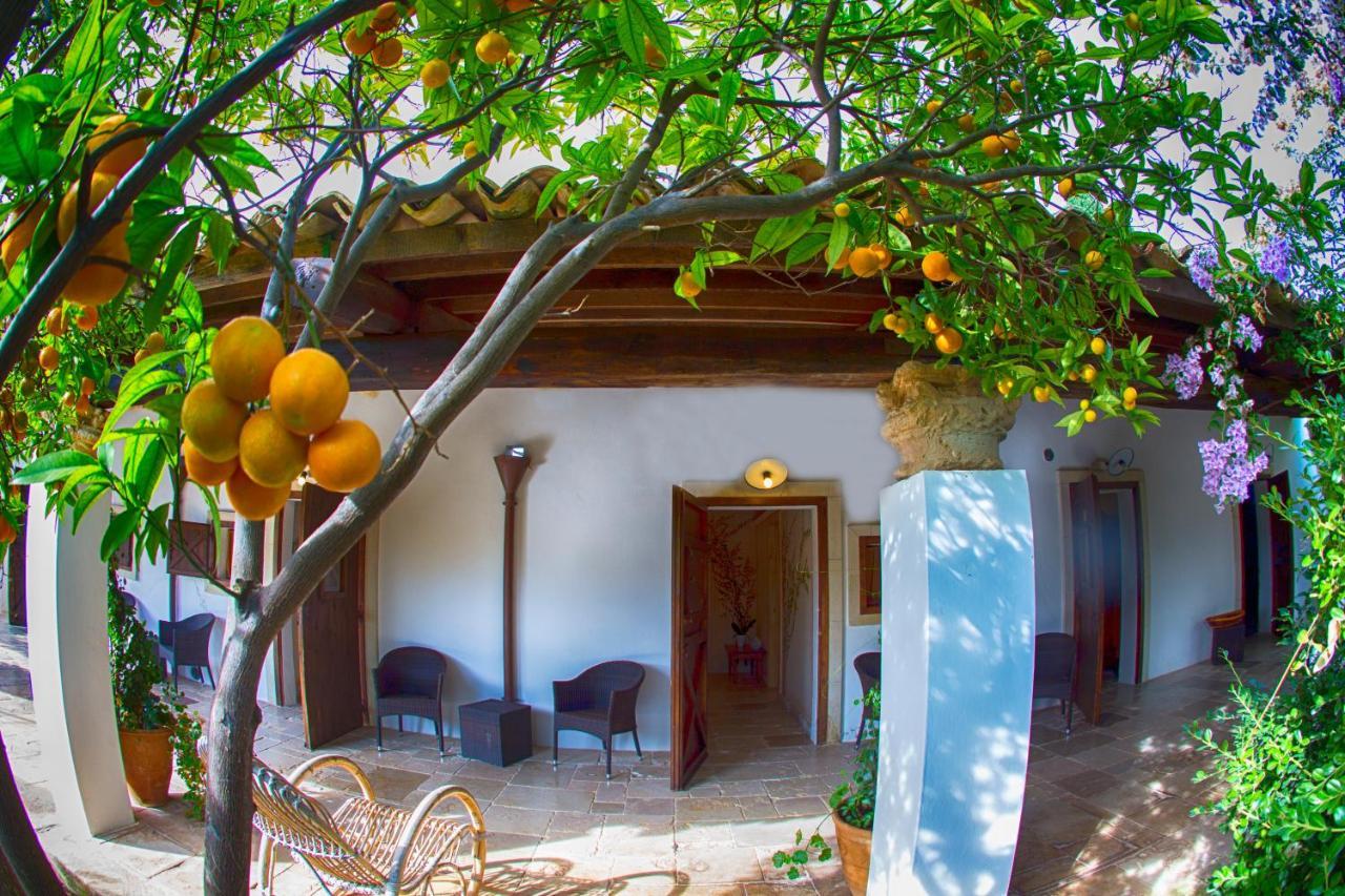 Masseria La Brunetta Massafra Buitenkant foto