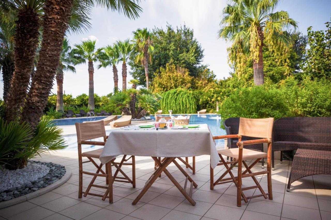 Masseria La Brunetta Massafra Buitenkant foto